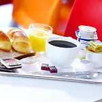 Ibis Budget Marne La Vallee Le Grand Hotell 2*