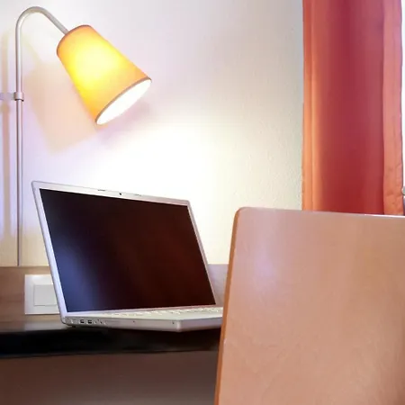 Hotel Ibis Budget Marne La Vallee Le Grand Noisy-le-Grand