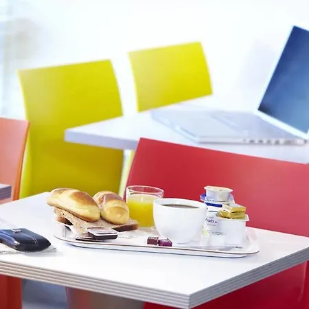 Hotel Ibis Budget Marne La Vallee Le Grand Noisy-le-Grand